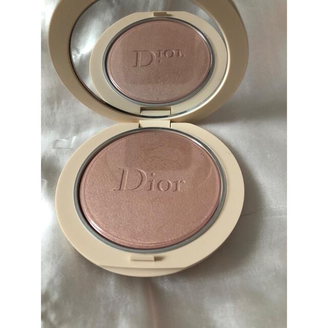 Dior スキンフォーエヴァークチュールルミナイザー 02 PINK GLOW