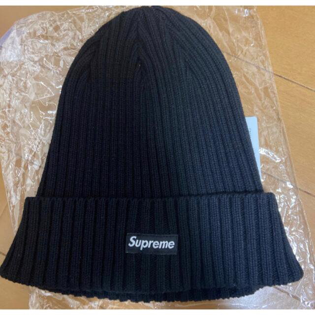 Supreme(シュプリーム)のsupreme シュプリーム　ニット帽　ビーニー メンズの帽子(ニット帽/ビーニー)の商品写真