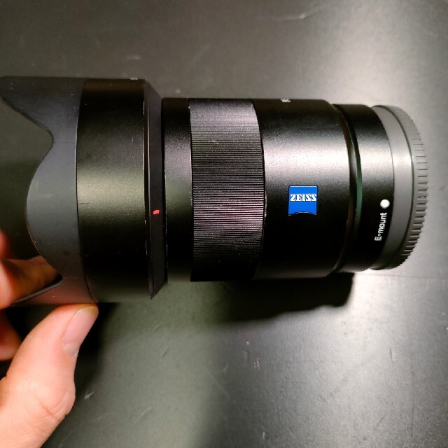sony 55mm 単焦点　カールツァイス スマホ/家電/カメラのカメラ(レンズ(単焦点))の商品写真