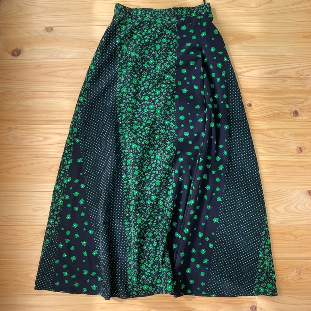 アローズ　UWSC フラワードットプリント スカート レディースのスカート(ロングスカート)の商品写真