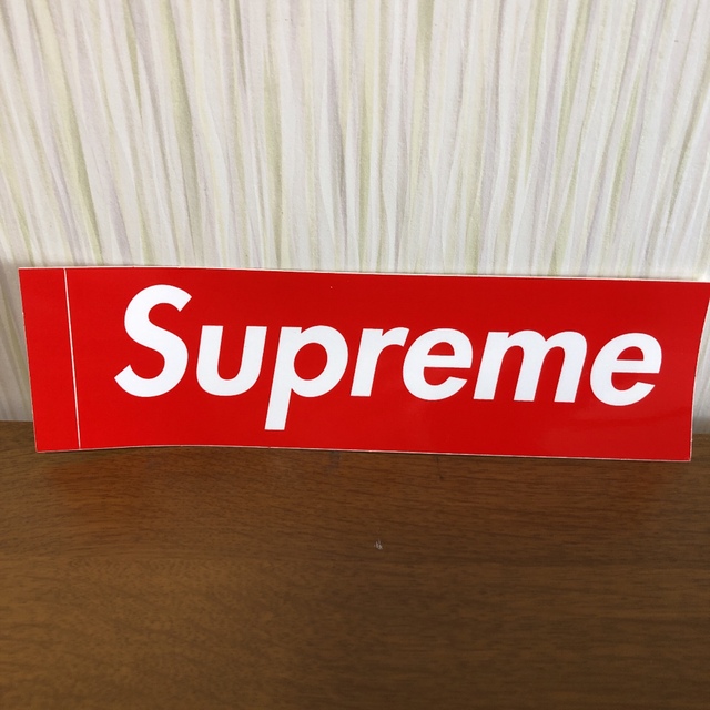 Supreme(シュプリーム)の【新品】supreme Box Logo Sticker ボックスロゴステッカー メンズのファッション小物(その他)の商品写真
