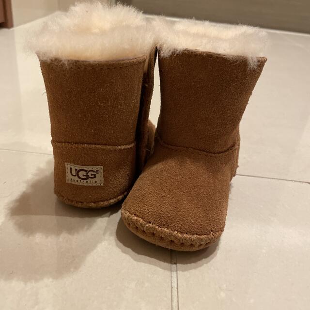 UGG(アグ)のugg baby  ムートンブーツ キッズ/ベビー/マタニティのベビー靴/シューズ(~14cm)(ブーツ)の商品写真