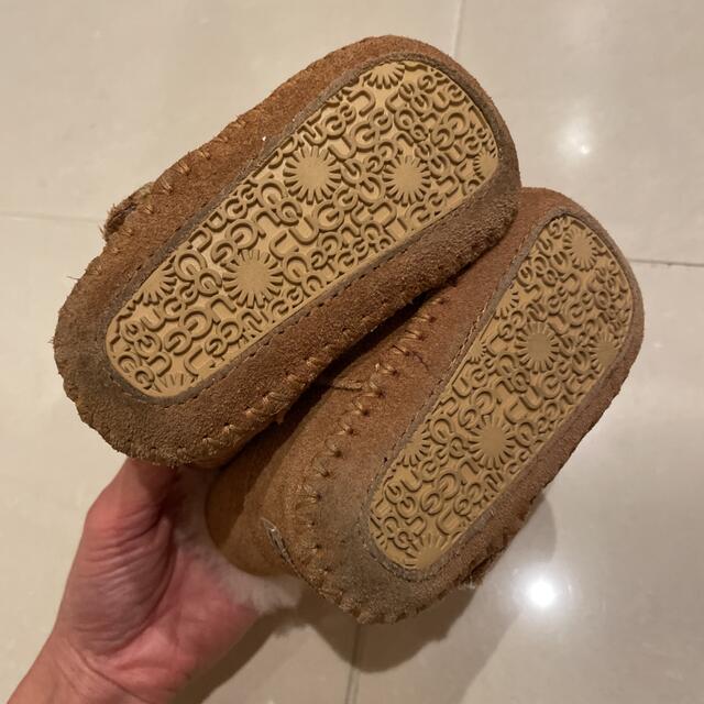 UGG(アグ)のugg baby  ムートンブーツ キッズ/ベビー/マタニティのベビー靴/シューズ(~14cm)(ブーツ)の商品写真