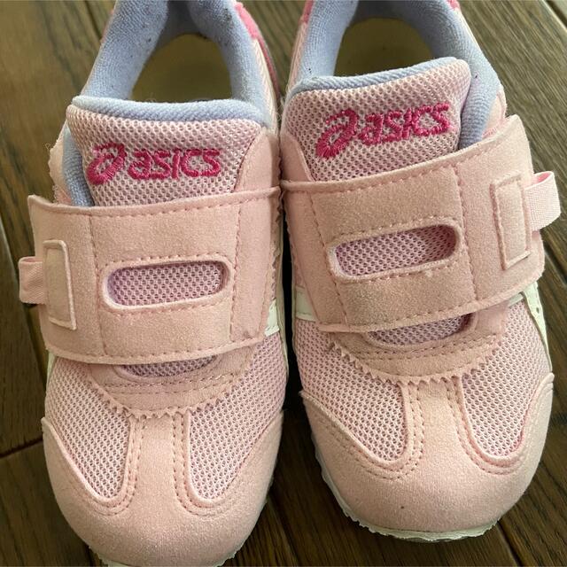 asics(アシックス)のアシックス　スニーカー　16.5 ピンク　女の子 キッズ/ベビー/マタニティのキッズ靴/シューズ(15cm~)(スニーカー)の商品写真