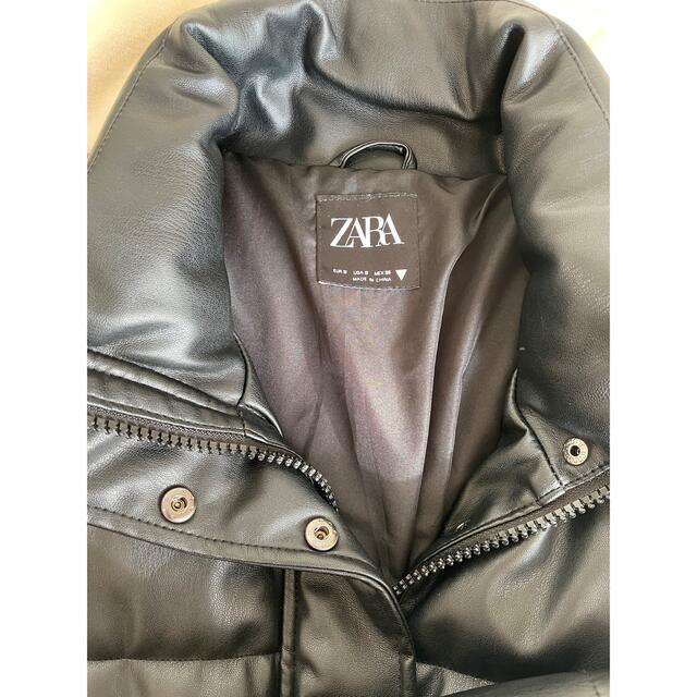 ZARA(ザラ)のZARA フェイクレザーダウン レディースのジャケット/アウター(ダウンジャケット)の商品写真