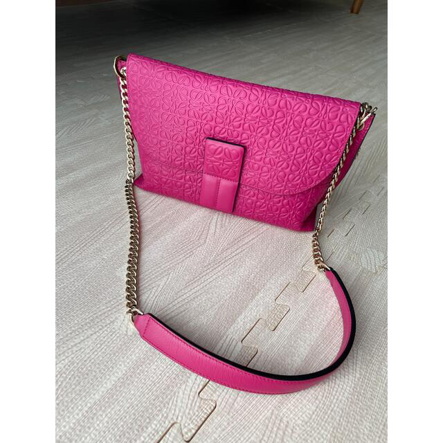 していない LOEWE - 《LOEWE》 ハンドバッグ Pinkの通販 by ノツ木カロ