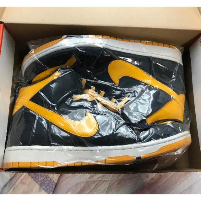 NIKE DUNK CMFT Yellow 10.5