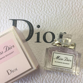 Dior - Dior  ミス ディオール ブルーミング ブーケ  ミニチュア 新品