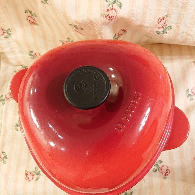 ル・クルーゼ LE CREUSET 鍋 ココットアップル チェリーレッド