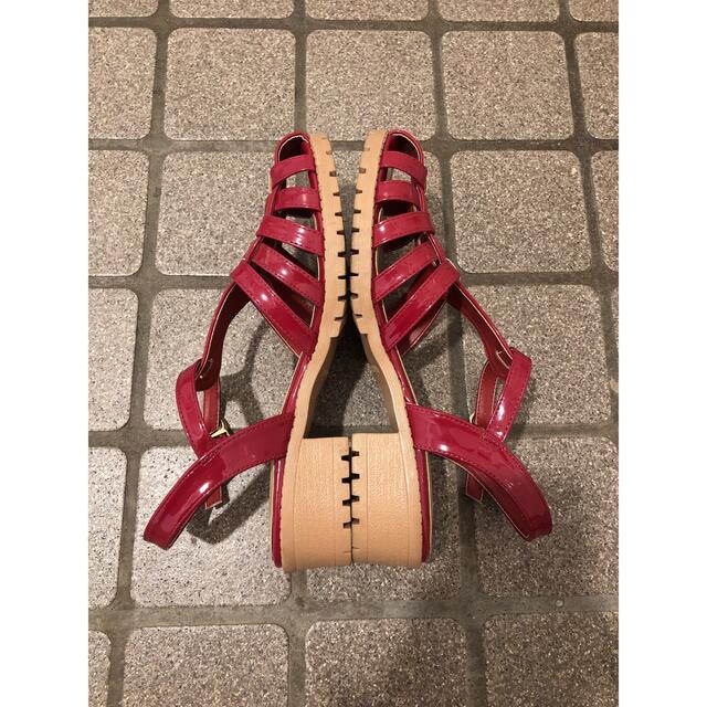 F i.n.t(フィント)のフィント　バスケット編みエナメルサンダル レディースの靴/シューズ(サンダル)の商品写真