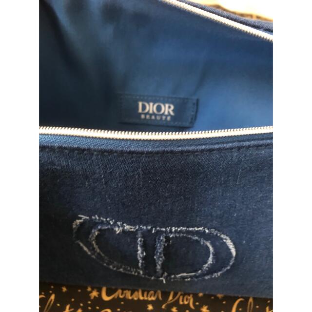 Dior(ディオール)の新品　ディオール　デニム　ポーチ レディースのファッション小物(ポーチ)の商品写真