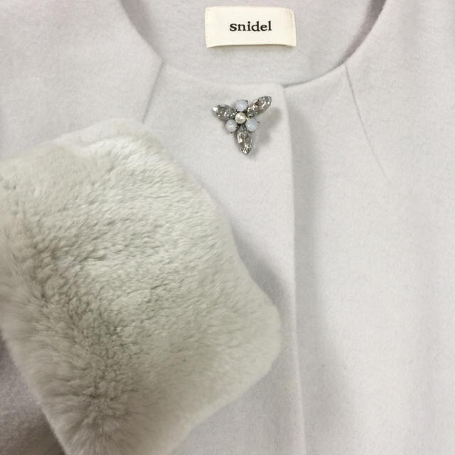 SNIDEL - snidel♡ビジューファー付きコートの通販 by まりめろ SNIDEL - snidel♡ビジューファー付きコートの通販 by まりめろ