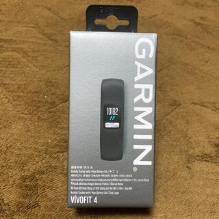 ガーミン(GARMIN)のGarmin vivofit4(トレーニング用品)