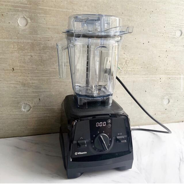 Vitamix(バイタミックス)のみってる様専用移住のため期間限定バイタミックス「Vitamix V1200i」 スマホ/家電/カメラの調理家電(ジューサー/ミキサー)の商品写真