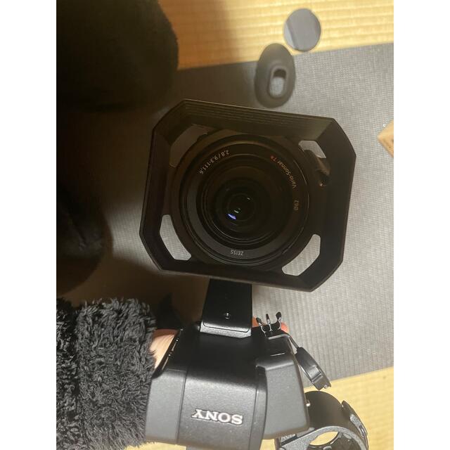 SONY(ソニー)のソニー　HXR-NX80 新品同様　購入2021年10月 スマホ/家電/カメラのカメラ(ビデオカメラ)の商品写真
