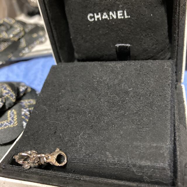 CHANEL(シャネル)の美品☆可愛いすぎ☆CHANEL☆チャーム☆k18 WG☆ レディースのアクセサリー(チャーム)の商品写真