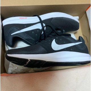 ナイキ(NIKE)のナイキダウンシフター7(スニーカー)