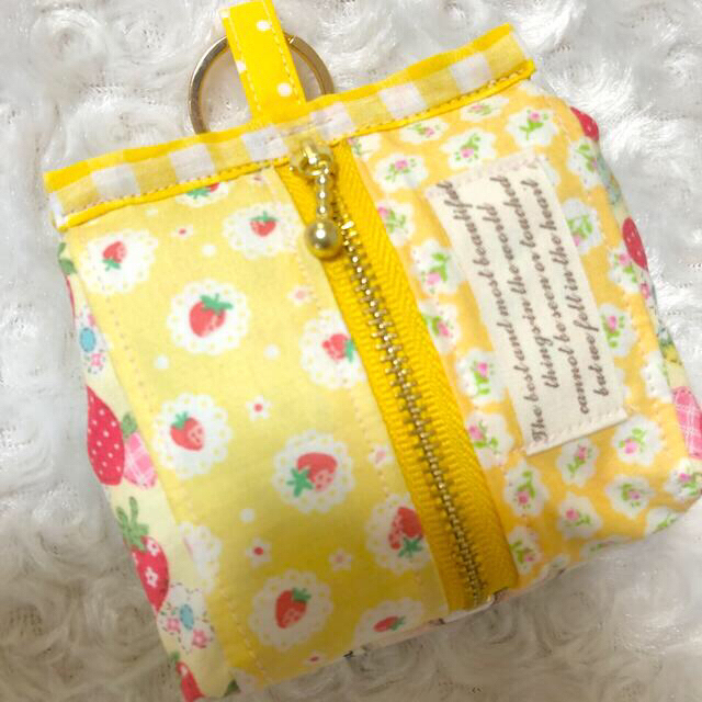コヤンイサムチョン♡アンコちゃんミニファスナーポーチ♡Spring yellow ハンドメイドのファッション小物(ポーチ)の商品写真