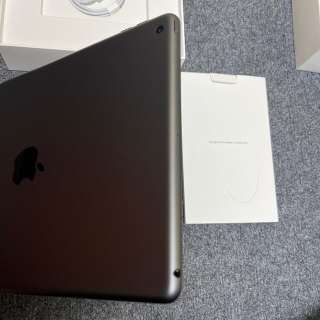 APPLE iPad Wi-Fi 32GB 2020 GR 3