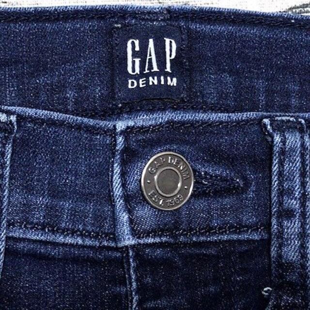 GAP(ギャップ)のギャップ　スキニー　Ｗ２６　ウエスト約６４．５ｃｍ　ウルトラストレッチ　匿名配送 レディースのパンツ(デニム/ジーンズ)の商品写真