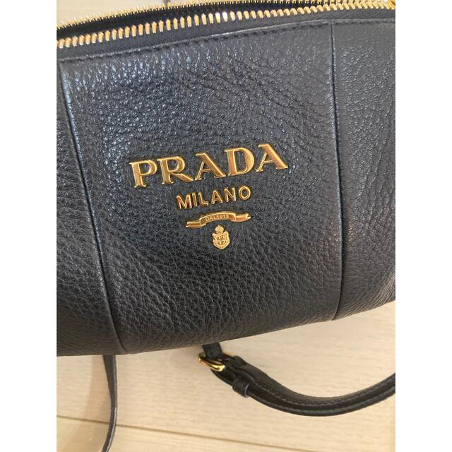 PRADA(プラダ)のあーみ様専用　prada クロスボディショルダーバッグ　黒　レザー　1bh157 レディースのバッグ(ショルダーバッグ)の商品写真