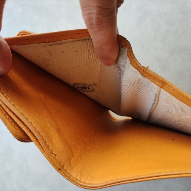 CHANEL(シャネル)のシャネル　キャビアスキン　三つ折り　財布　ココマーク　CHANEL レディースのファッション小物(財布)の商品写真