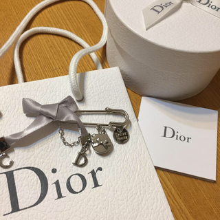 クリスチャンディオール(Christian Dior)のクリスチャンディオール 非売品 ピンブローチ&ジュエリーボックス(ブローチ/コサージュ)