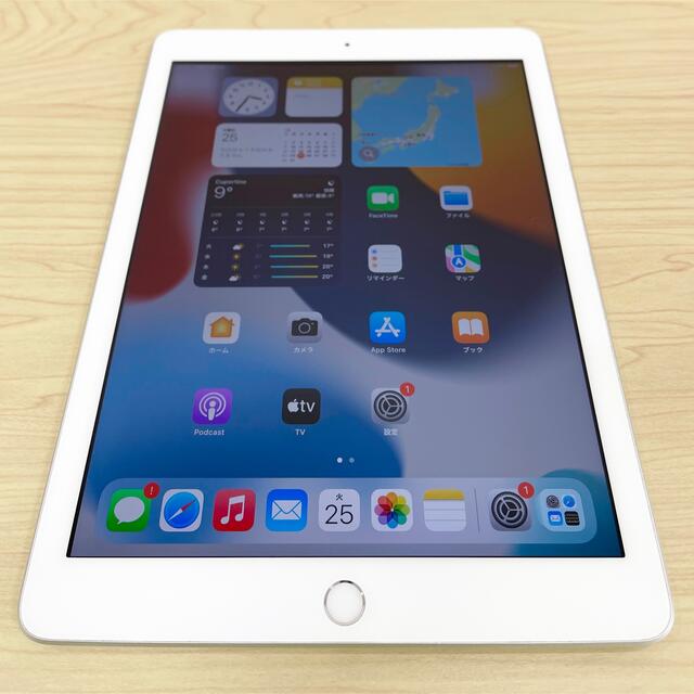 AppleApple iPad 第6世代 32GB Wi-Fi シルバー (アイパッド)