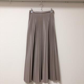 ナチュラルクチュール(natural couture)の合皮プリーツスカート(ロングスカート)