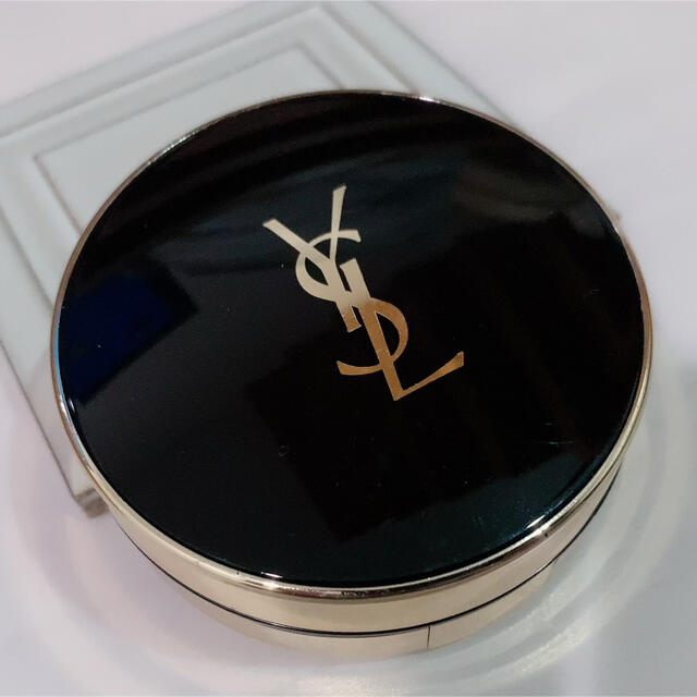 Saint Laurent(サンローラン)のysl サンローラン　アンクル ド ポー ルクッション コスメ/美容のベースメイク/化粧品(ファンデーション)の商品写真