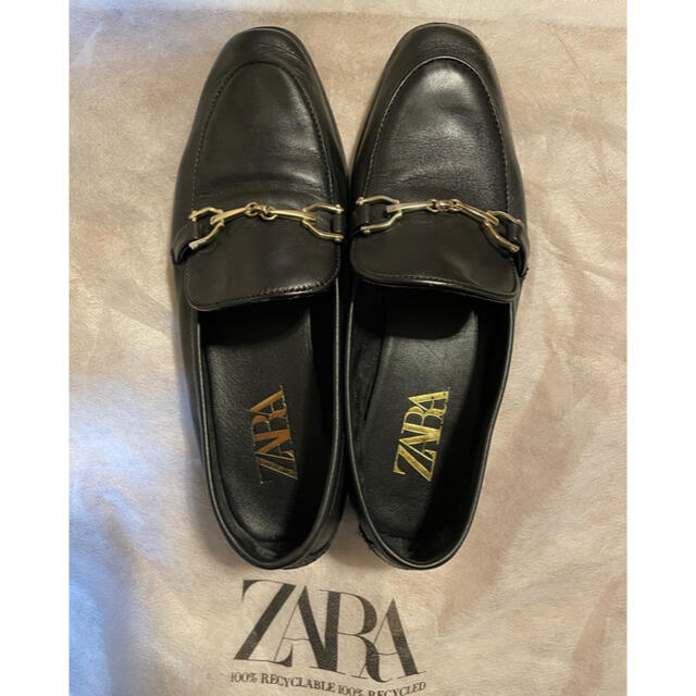 ZARA(ザラ)のZARA ローファー　ブラック レディースの靴/シューズ(ローファー/革靴)の商品写真