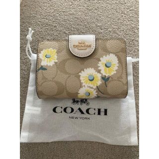 コーチ(COACH)の美品　コーチ　coach 2つ折り　財布　トートバッグ(財布)