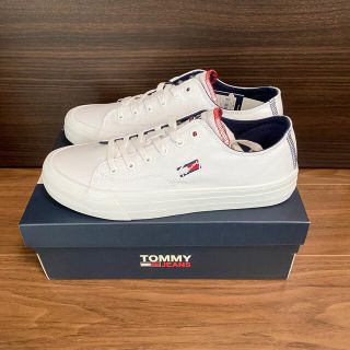 トミーヒルフィガー(TOMMY HILFIGER)のTOMMY JEANS フラッグロゴキャンバススニーカー 新品未使用26.5cm(スニーカー)