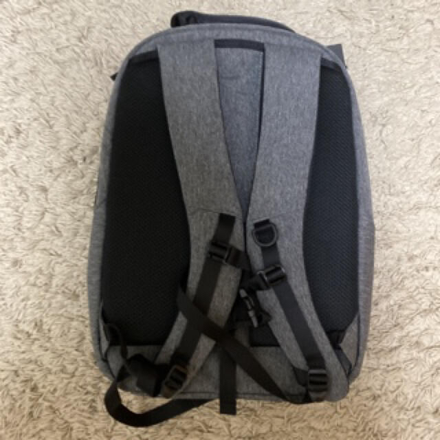 新品タグ付)Aer 12002 Fit Pack2 リュック　Gray メンズのバッグ(バッグパック/リュック)の商品写真