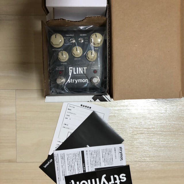 新品同様strymon FLINT 新品同様strymon FLINT