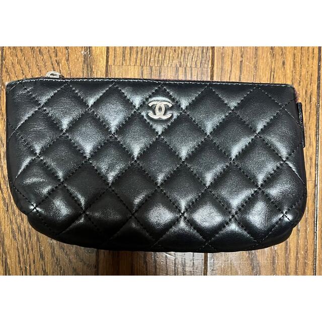 CHANEL(シャネル)のCHANEL ポーチ レディースのファッション小物(ポーチ)の商品写真