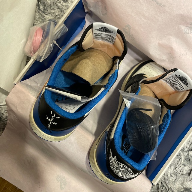 nike travisscott fragment aj1 low メンズの靴/シューズ(スニーカー)の商品写真