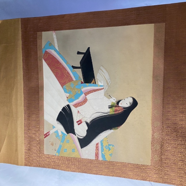 小川早 美女圖