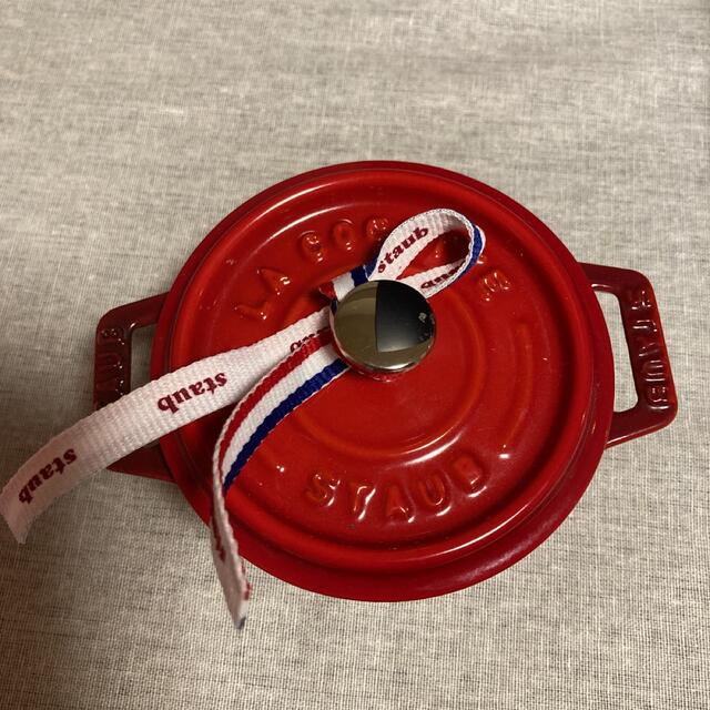【箱なし新品】staub ストウブ ミニ ココットチェリー10㎝