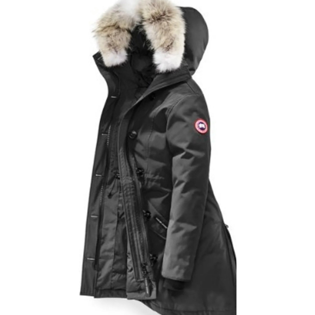 CANADA GOOSE(カナダグース)の最終値下げカナダグース　CANADAGOOSE ダウンジャケット レディースのジャケット/アウター(ダウンジャケット)の商品写真