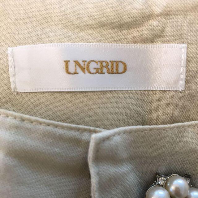 Ungrid(アングリッド)の☆Ungridアングリッド ゴブラン織りショートパンツ 花柄 ビジュー　Mサイズ レディースのパンツ(ショートパンツ)の商品写真