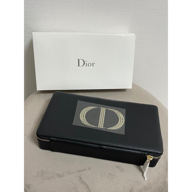 Dior(ディオール)のDiorコスメポーチ♡新品未使用 レディースのファッション小物(ポーチ)の商品写真