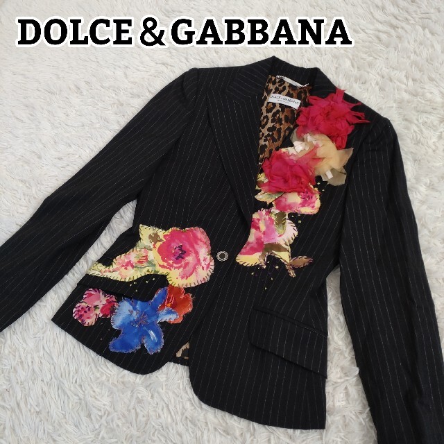 DOLCE&GABBANA(ドルチェアンドガッバーナ)の希少✨ドルチェ＆ガッバーナ テーラードジャケット フラワーアップリケ 42サイズ レディースのジャケット/アウター(テーラードジャケット)の商品写真