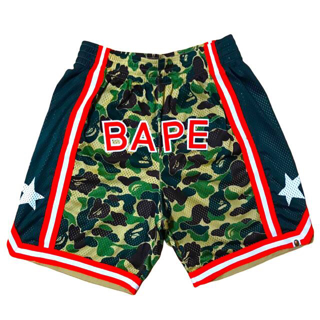 A BATHING APE(アベイシングエイプ)のAPE BAPE BASKETBALL SHORTS ショーツ ハーフパンツ メンズのパンツ(ショートパンツ)の商品写真
