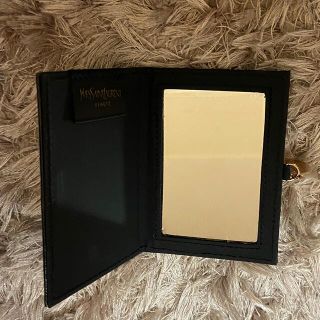 イヴサンローランボーテ(Yves Saint Laurent Beaute)のniea様専用サンローラン☆YSL ノベルティー ミラー【未使用】(ミラー)