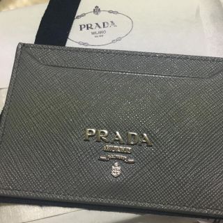 プラダ(PRADA)の11月末まで。PRADA 定期入れ プラダ パスケース(名刺入れ/定期入れ)