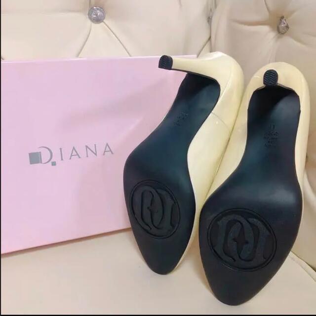DIANA(ダイアナ)の【新品未使用】DIANA ダイアナ エナメルパンプス 22.5cm レディースの靴/シューズ(ハイヒール/パンプス)の商品写真