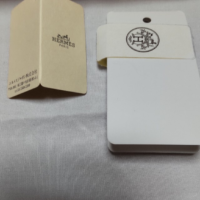 エルメスポケットチーフ、オレンジ