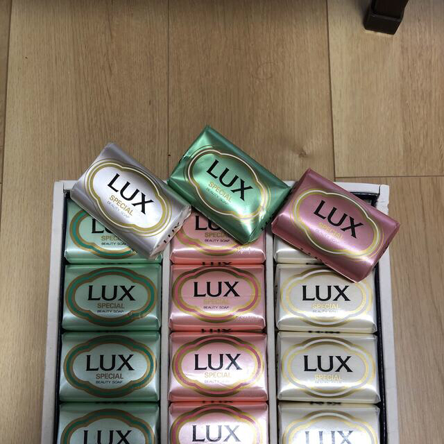 LUX(ラックス)の【あくあまりん様用】LUX 固形石鹸15個セット（2／2） コスメ/美容のボディケア(ボディソープ/石鹸)の商品写真