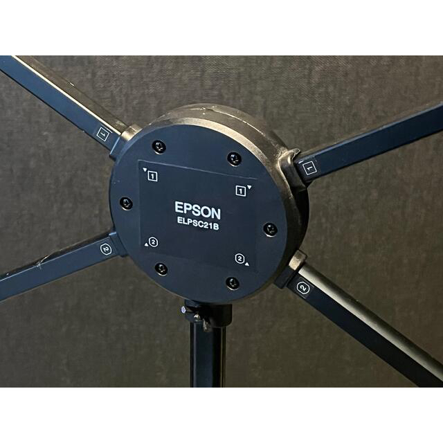 EPSON(エプソン)のお引き取り限定！EPSON 80インチ　プロジェクタースクリーンELPSC21B スマホ/家電/カメラのテレビ/映像機器(プロジェクター)の商品写真